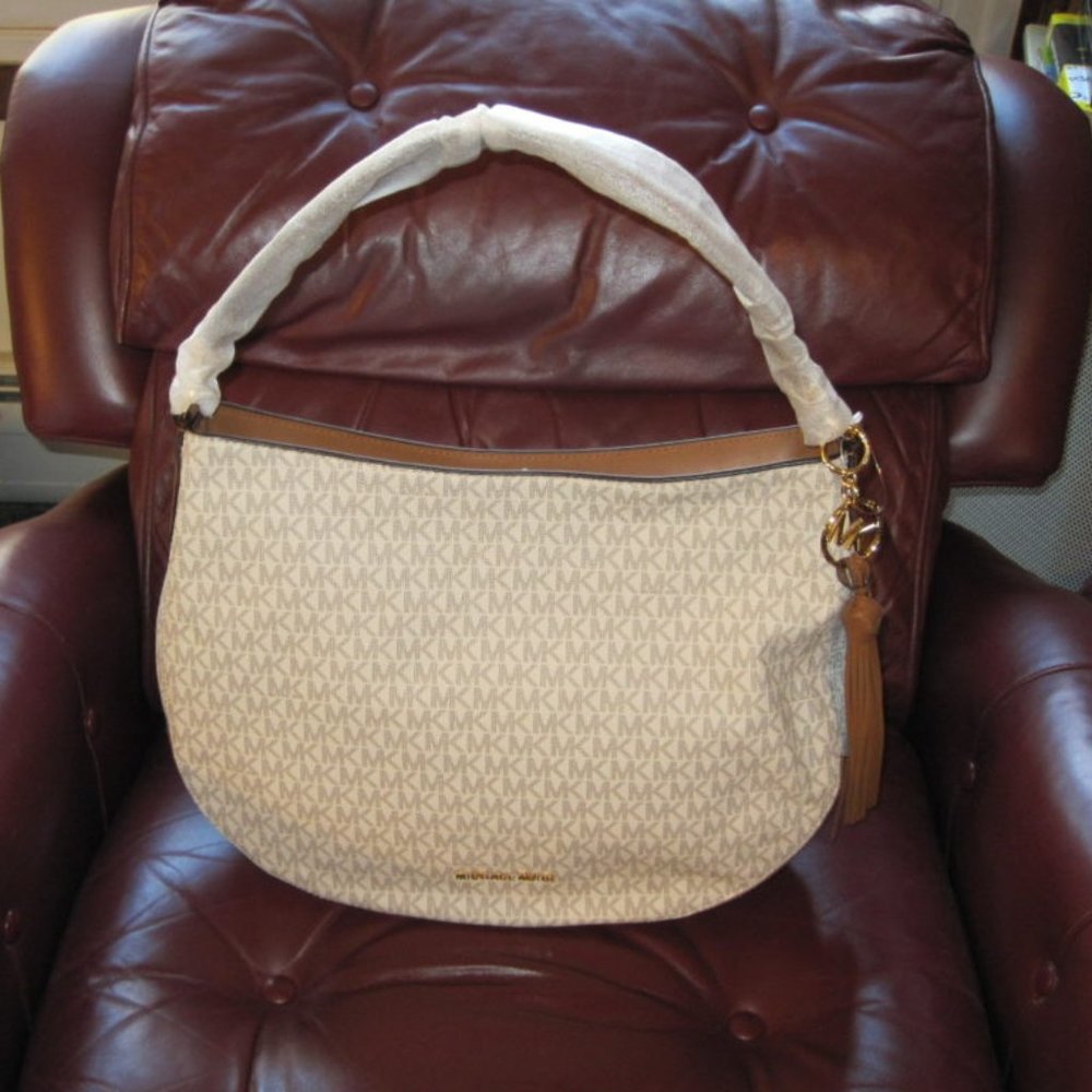 Michael Kors Brooke Large Leather Shoulder Bag